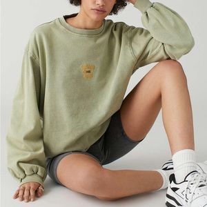 Urban Outfitters sage green sweatshirt crewneck size large